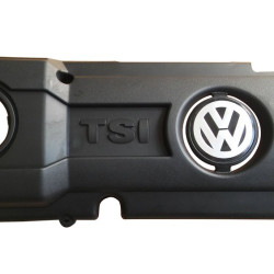 Volkswagen Golf 2010-2014 Motor Üst Kapağı ( Tsı )  03C103925AM